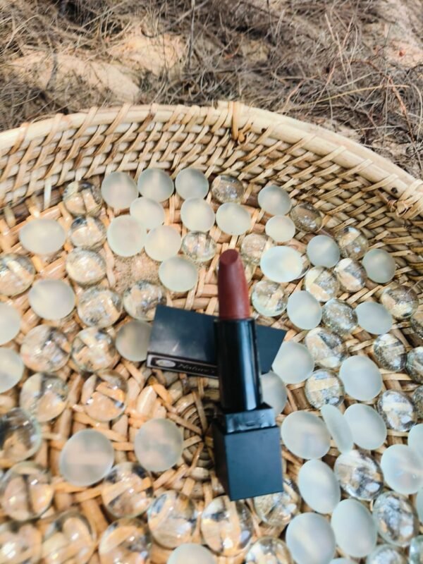 Lipstick (Brown)